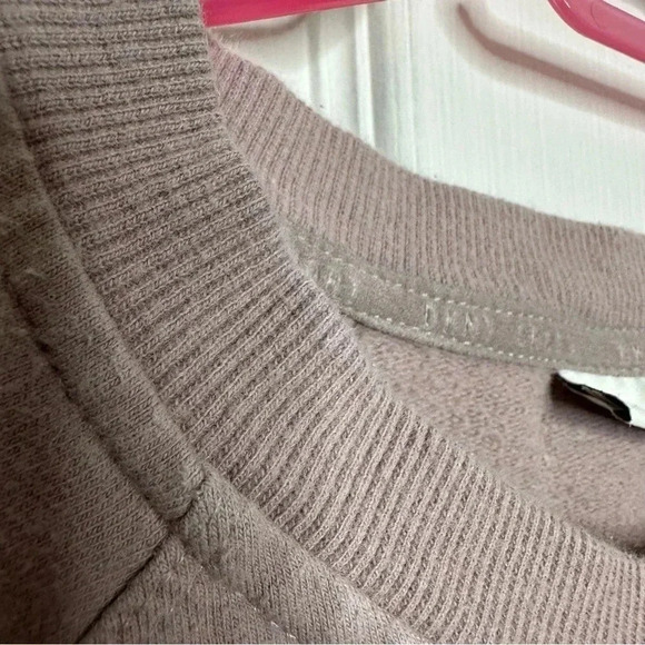 DKNY Sport Sweatshirt Crew Neck  Purple Size Medium - Picture 7 of 16